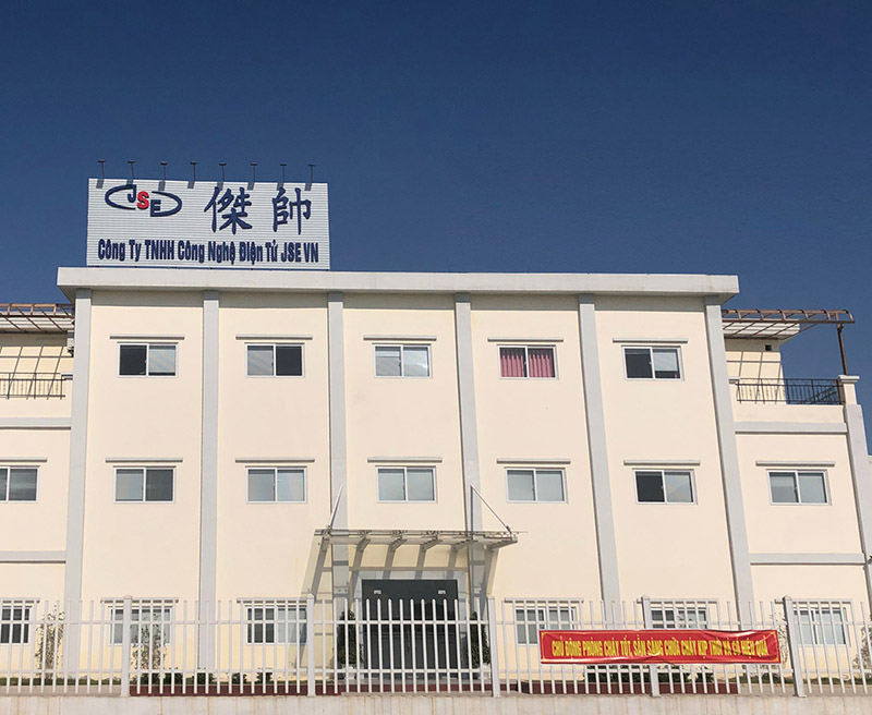越南杰帥電子有限公司采購(gòu)我司晉力達(dá)2臺(tái)大型波峰焊，用于數(shù)據(jù)線(xiàn)及充電器加工